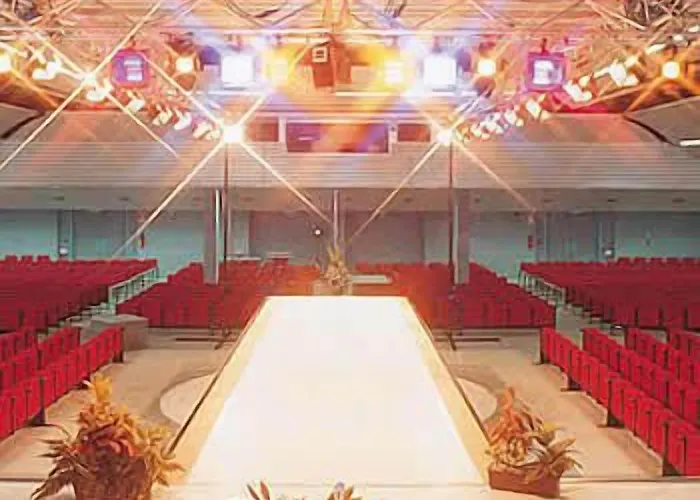 Alexander Palace 4* أبانو تيرمي