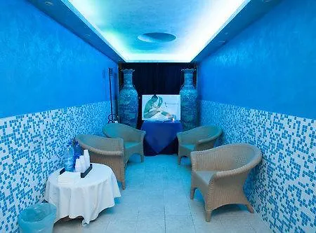 Alexander Palace 호텔 4*