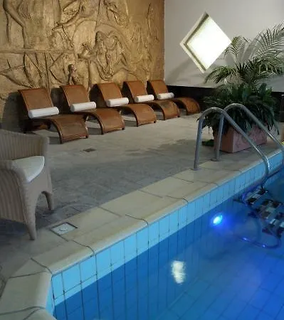 Hotel Alexander Palace 4*