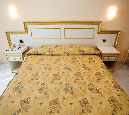 Alexander Palace 4* 아바노테르메