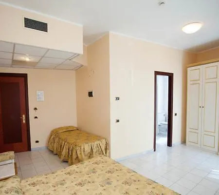 Hotel Alexander Palace 4*