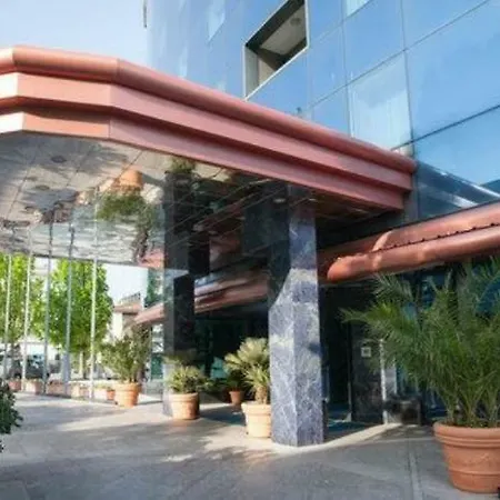 Alexander Palace Hotel 4*