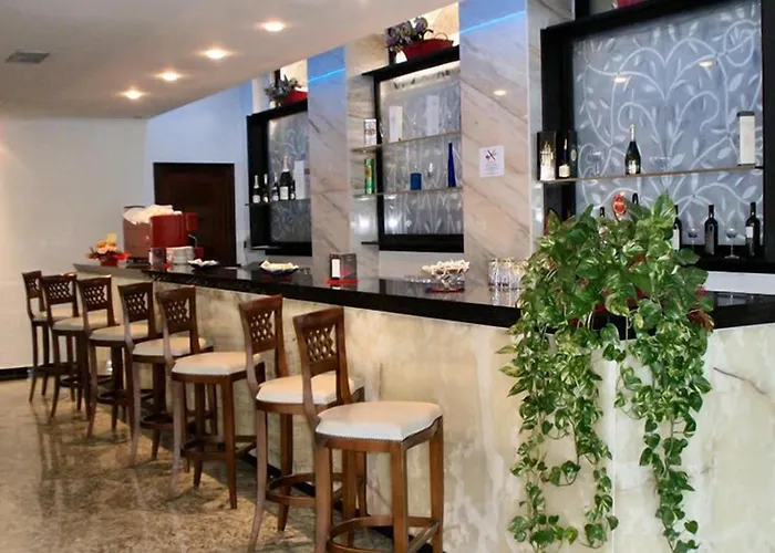 Hotell Alexander Palace 4*